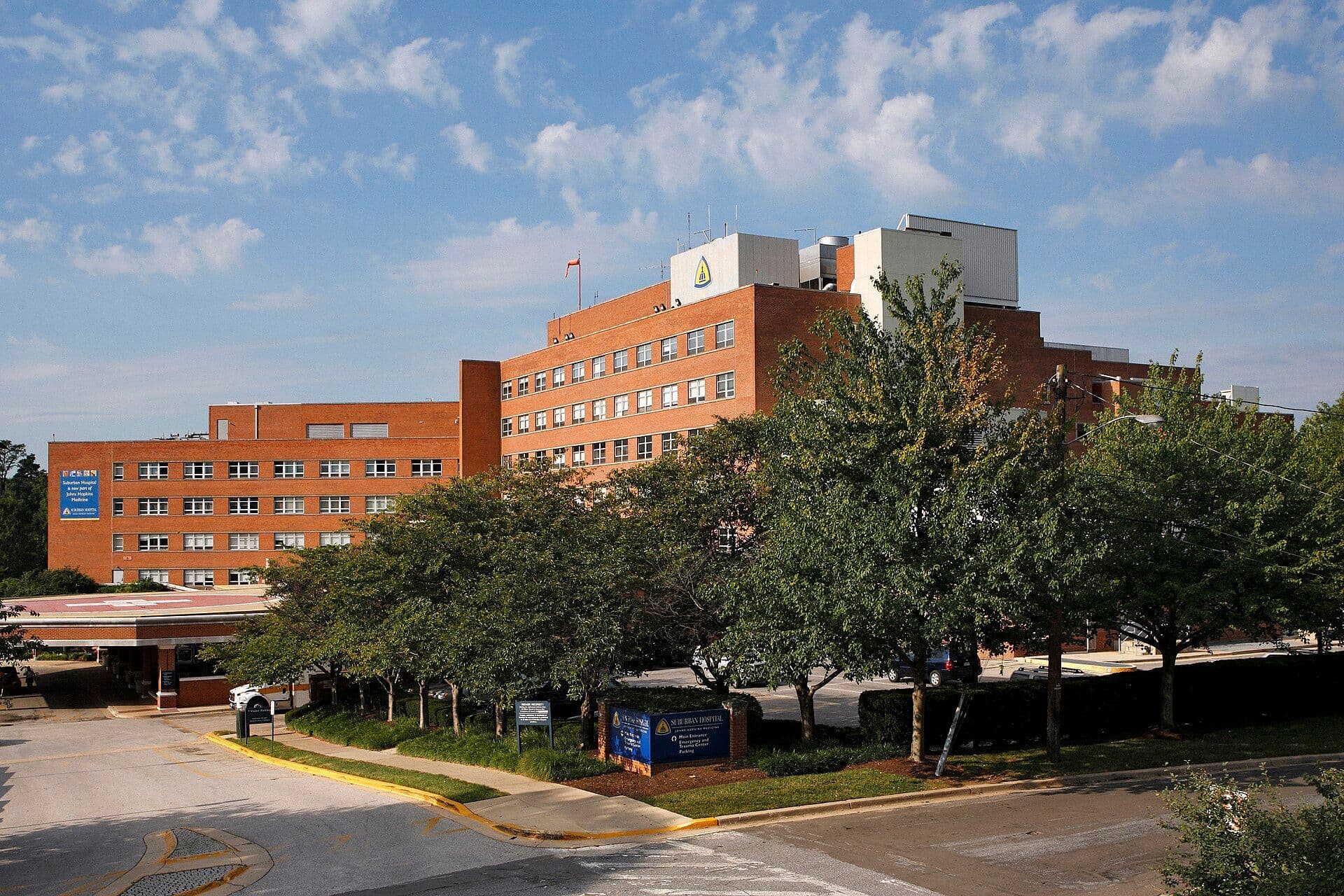 Australian hospital exterior representing Basic hospital cover
