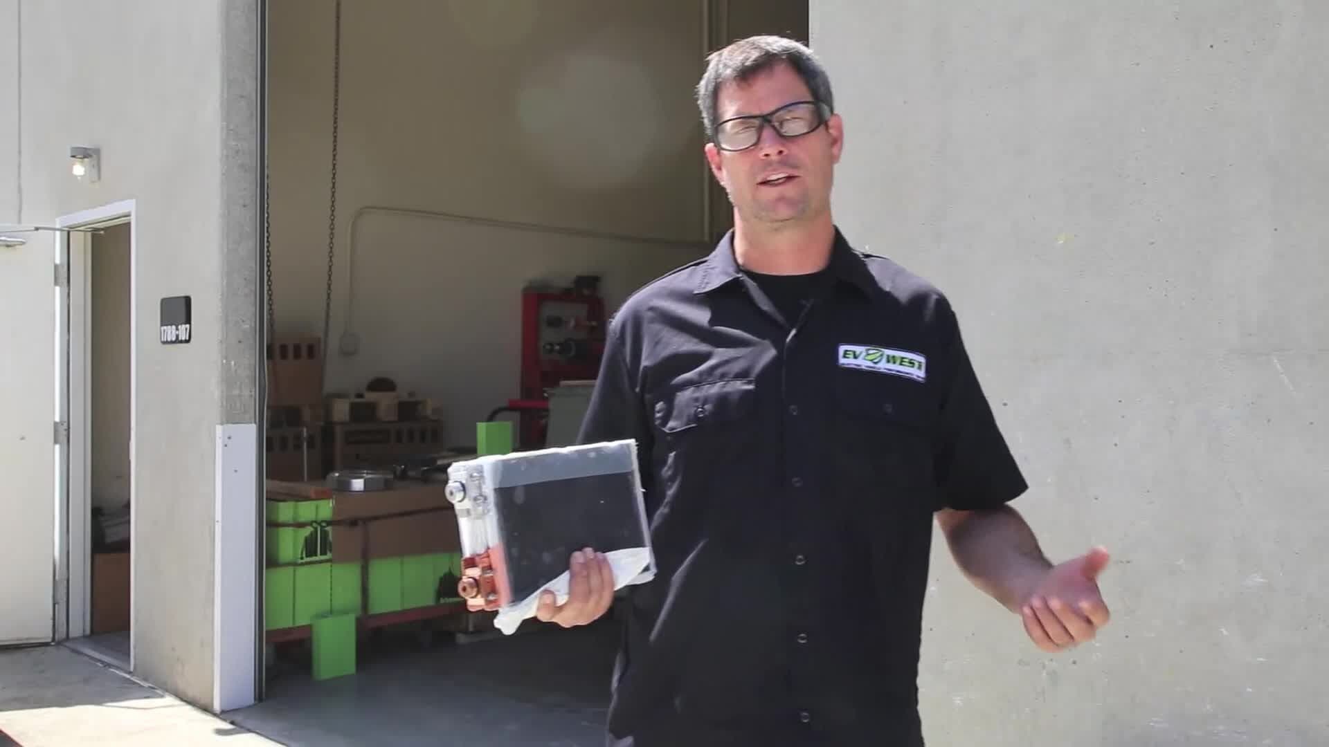 Best Electricity Plans for Solar Batteries guide illustration for Australian comparison readers