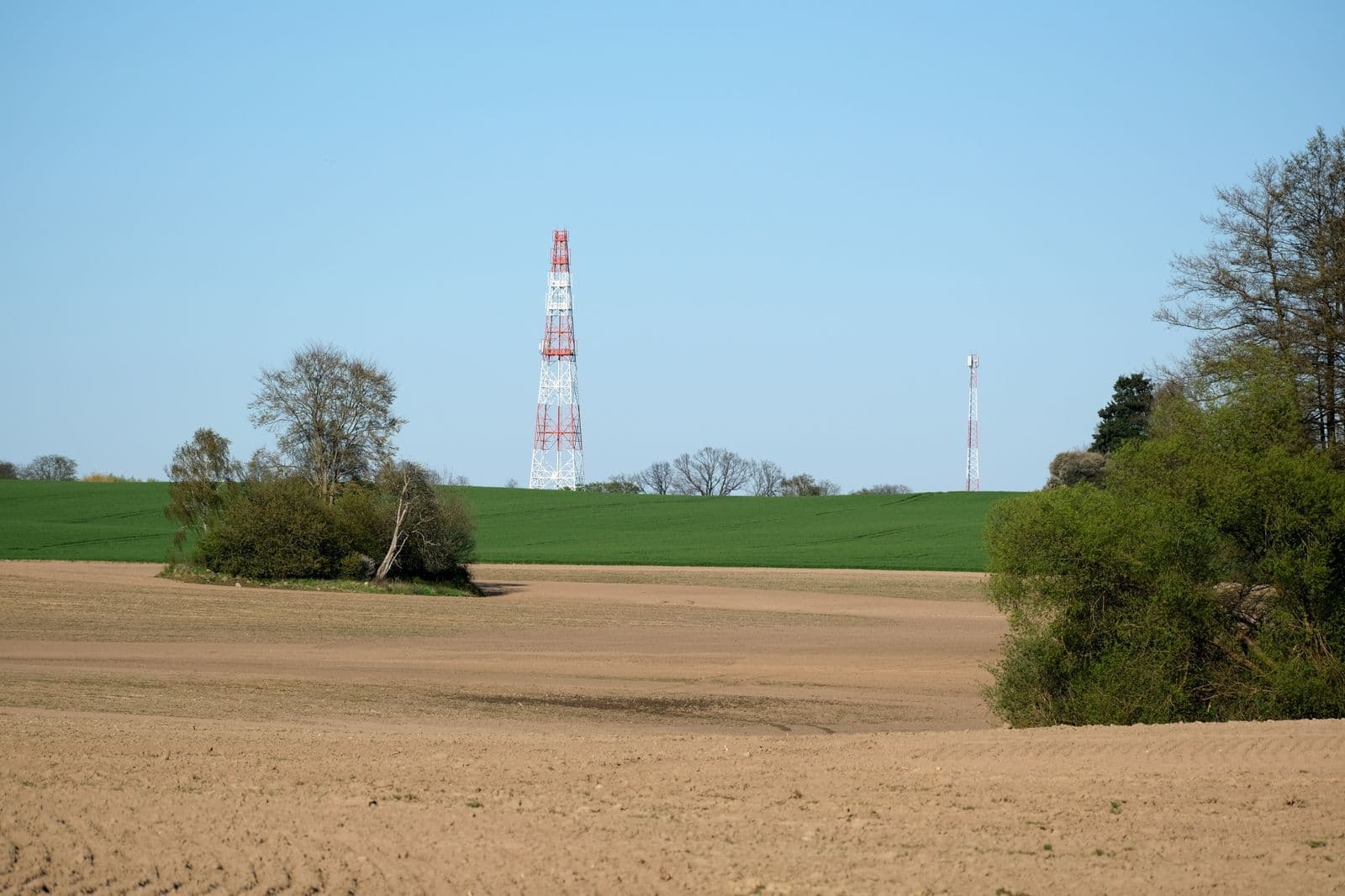 Fixed Wireless NBN Plans and Speeds Explained guide cover image